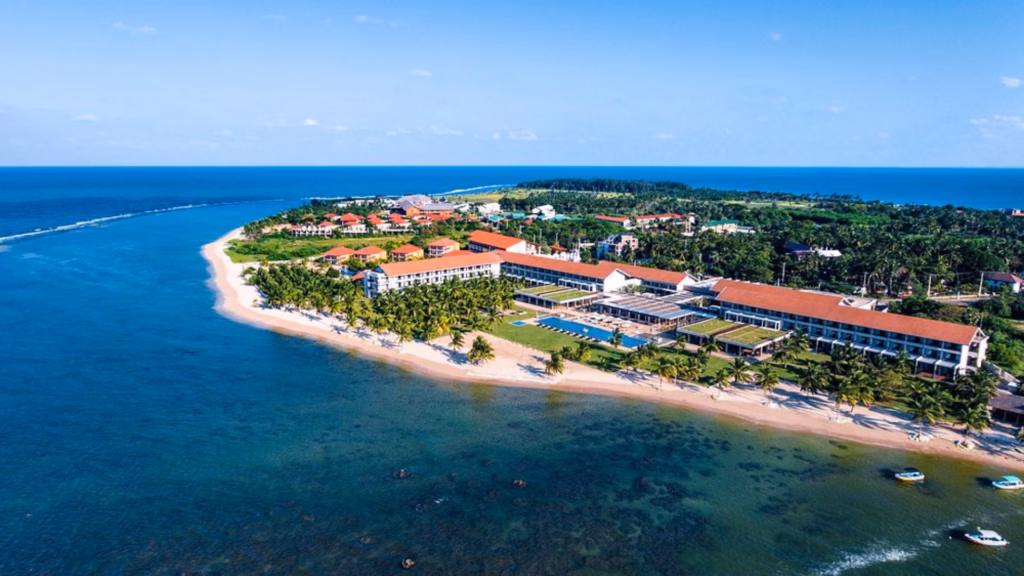 Amaya Beach - Pasikudah in Srilanka